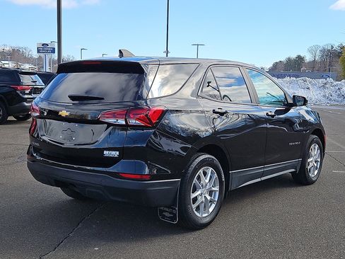 Used 2023 Chevrolet Equinox LS w/ LS Convenience Package image 6
