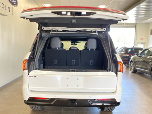 New 2026 Lincoln Navigator Black Label AWD/4WD image 7