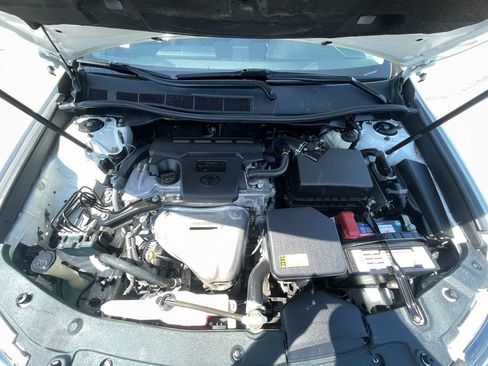 Used 2014 Toyota Camry SE FWD image 20