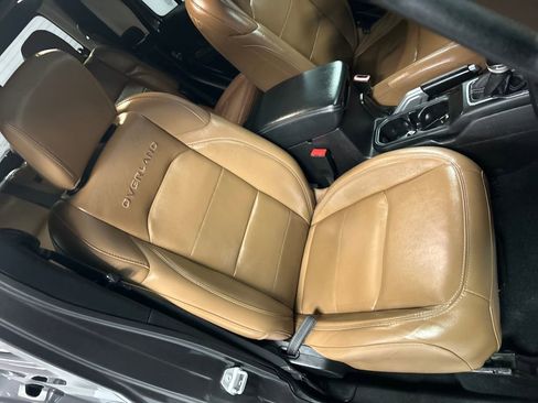 Used 2020 Jeep Gladiator Overland w/ Popular Equipment Package image 25