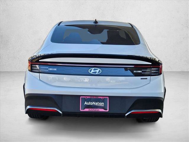 New 2026 Hyundai Sonata Blue FWD image 8