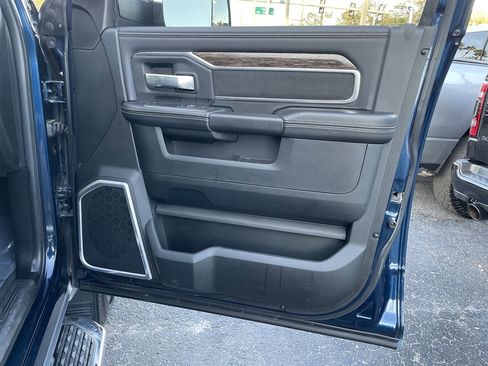 Used 2021 RAM 3500 Laramie w/ Chrome Appearance Group image 35