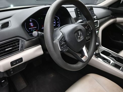 Used 2019 Honda Accord LX image 12