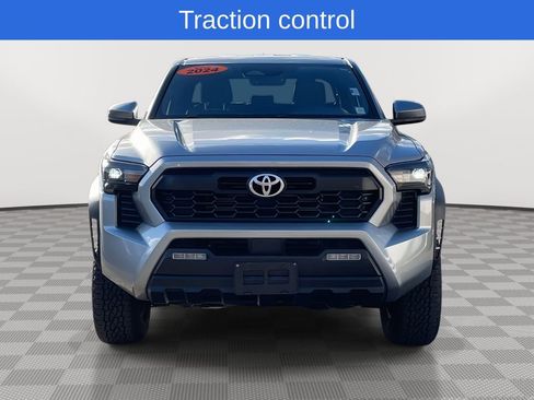 Used 2024 Toyota Tacoma TRD Off-Road image 2