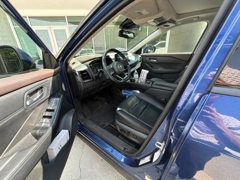 Used 2023 Nissan Rogue SL w/ SL Premium Package AWD/4WD image 24