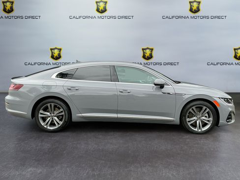 Used 2023 Volkswagen Arteon SE image 4
