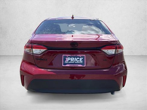Certified 2025 Toyota Corolla LE FWD image 6