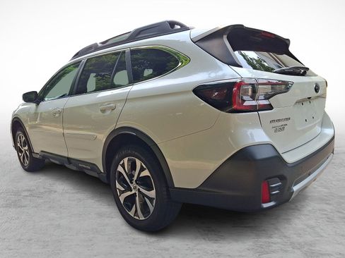 Used 2022 Subaru Outback Limited AWD/4WD image 4