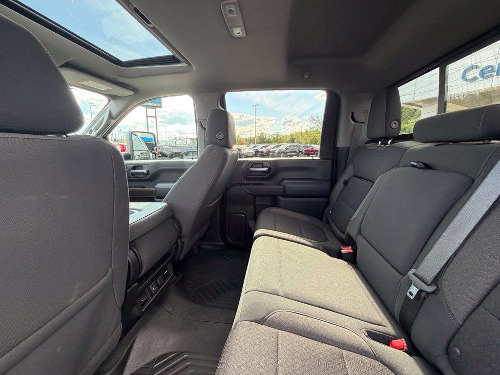 Used 2022 Chevrolet Silverado 2500 LT w/ All Star Edition AWD/4WD image 33
