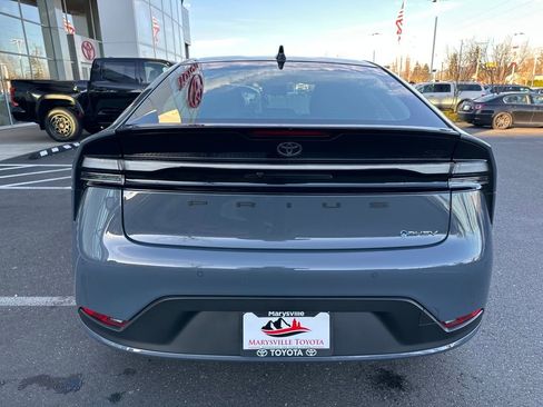 New 2026 Toyota Prius Plug-In Hybrid image 4