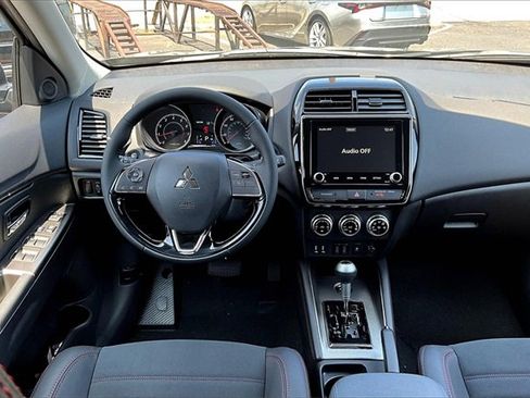 New 2025 Mitsubishi Outlander Sport SE image 8