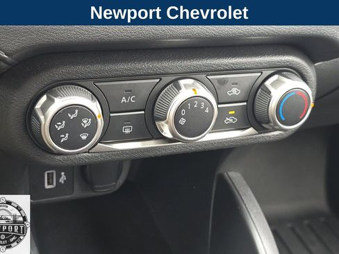 Used 2021 Nissan Versa S image 20