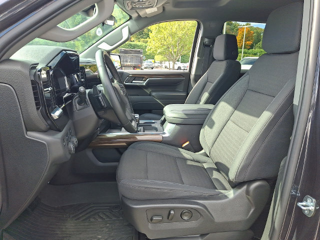 Used 2023 Chevrolet Silverado 1500 RST AWD/4WD image 2