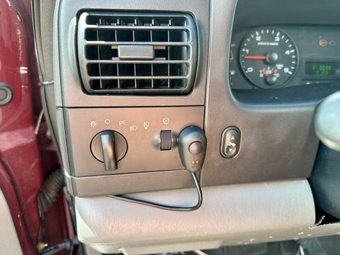 Used 2006 Ford F350 XL AWD/4WD image 24