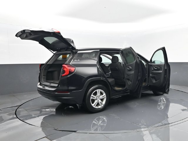 Used 2023 GMC Terrain SLE AWD/4WD image 29