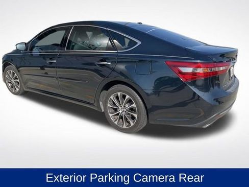 Used 2016 Toyota Avalon XLE Premium FWD image 6