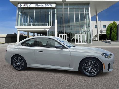 Used 2025 BMW 230i Coupe RWD image 1