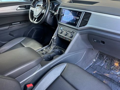 Used 2019 Volkswagen Atlas SE w/ Towing Package AWD/4WD image 17