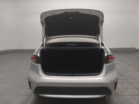 Used 2022 Toyota Corolla LE FWD image 29