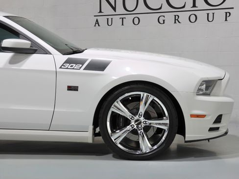 Used 2013 Ford Mustang GT RWD image 46