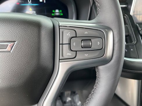 Used 2022 Chevrolet Suburban Z71 w/ Z71 Off-Road Package AWD/4WD image 22