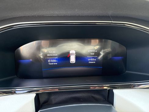 Used 2025 Volkswagen Taos S FWD image 5
