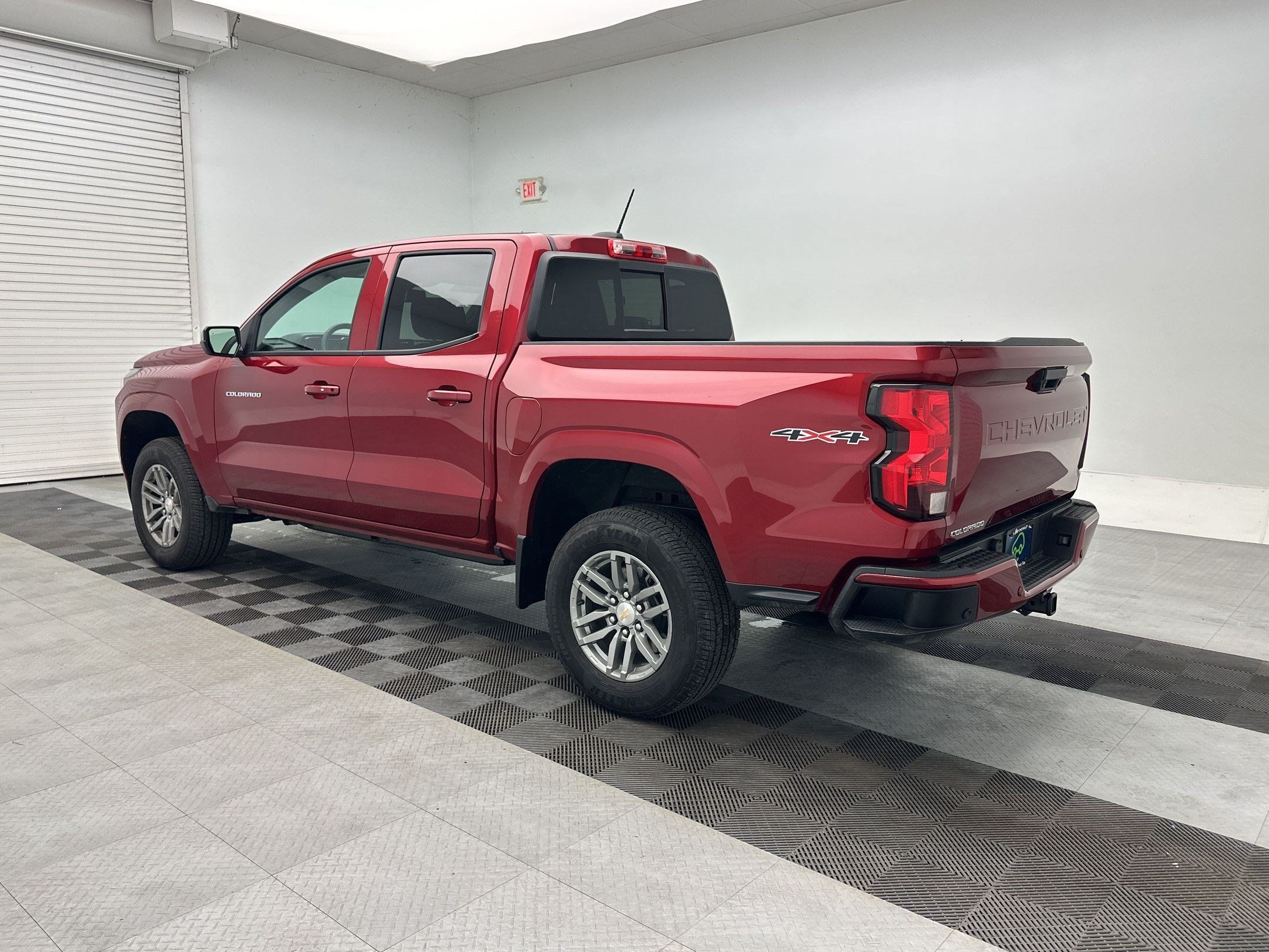 New 2026 Chevrolet Colorado LT w/ Advanced Trailering Package AWD/4WD image 3