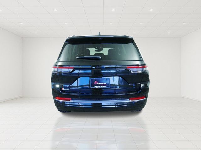 Used 2026 Jeep Grand Cherokee Limited AWD/4WD image 6