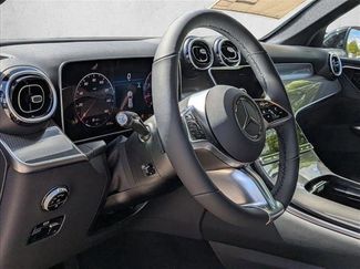 Used 2026 Mercedes-Benz GLC 300 video 3