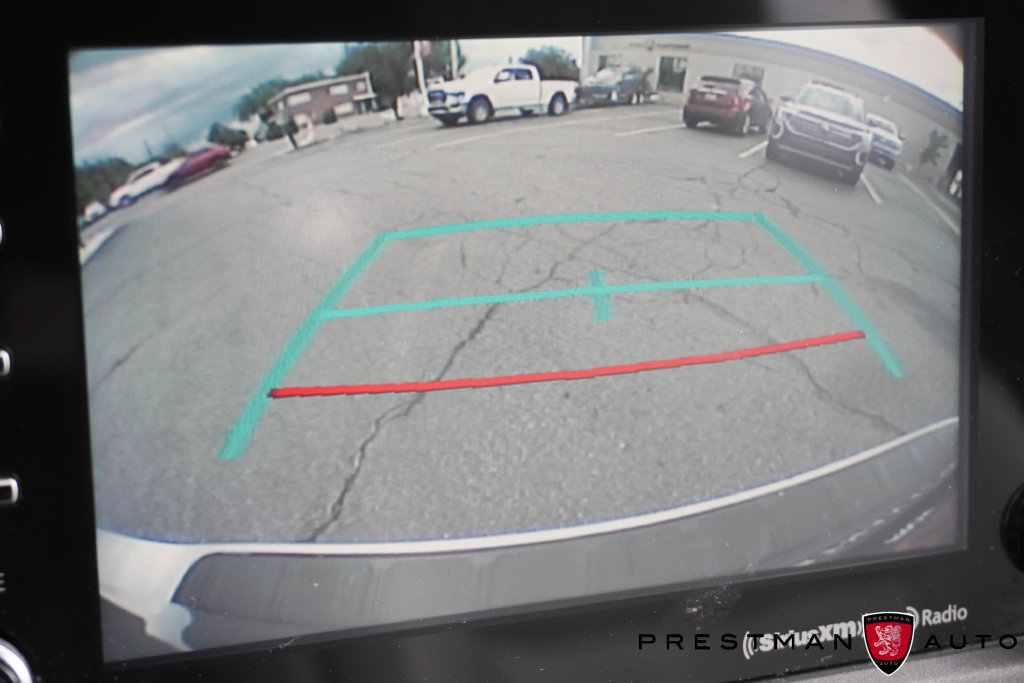 Used 2018 Toyota Sienna XLE w/ XLE Navigation Package FWD image 31