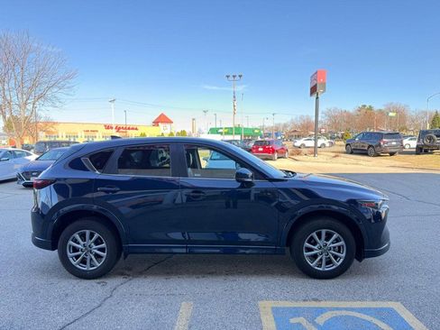 Used 2025 MAZDA CX-5 AWD 2.5 S w/ Preferred Package image 4