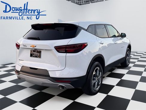 New 2025 Chevrolet Blazer LT w/ Driver Confidence Package image 5