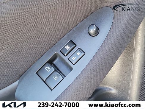 Used 2024 Nissan Z Sport w/ Floor Mat Package image 16