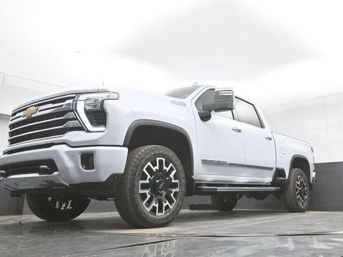 New 2026 Chevrolet Silverado 2500 High Country w/ High Country Premium Package AWD/4WD image 48