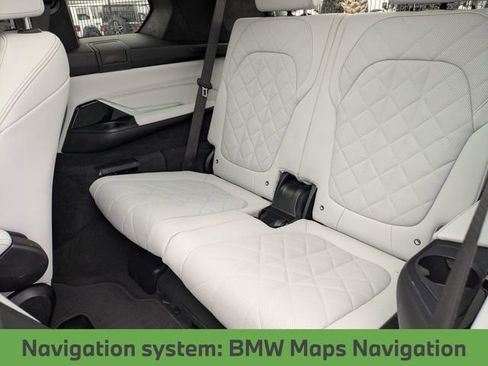 Used 2023 BMW X7 xDrive40i w/ Premium Package image 29