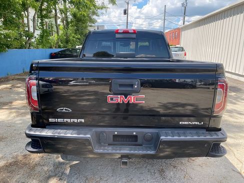 Used 2016 GMC Sierra 1500 Denali w/ Enhanced Driver Alert Package image 6