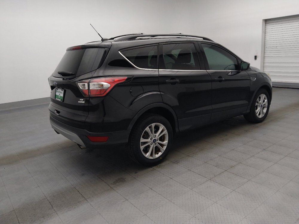 Used 2017 Ford Escape SE w/ Equipment Group 201A FWD image 10