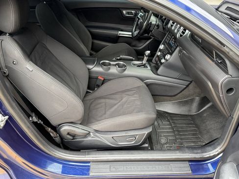 Used 2018 Ford Mustang GT w/ GT Performance Package RWD image 18