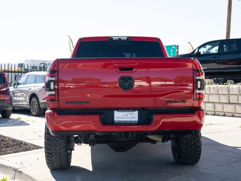 Used 2019 RAM 2500 Laramie w/ Night Edition AWD/4WD image 6
