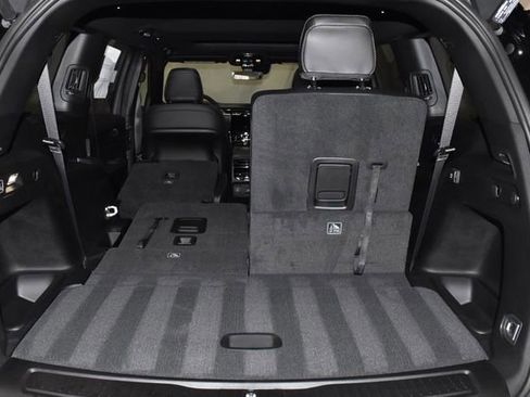 New 2025 Jeep Grand Cherokee L Altitude image 28