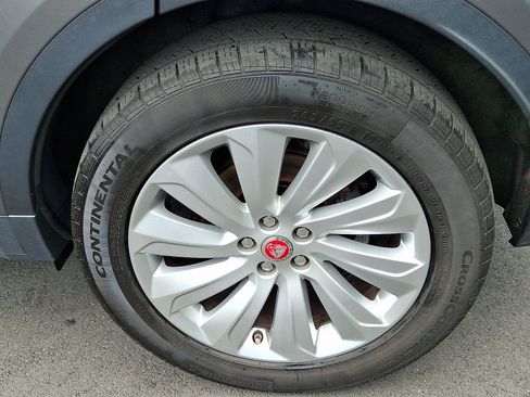 Used 2020 Jaguar E-PACE SE AWD/4WD image 10