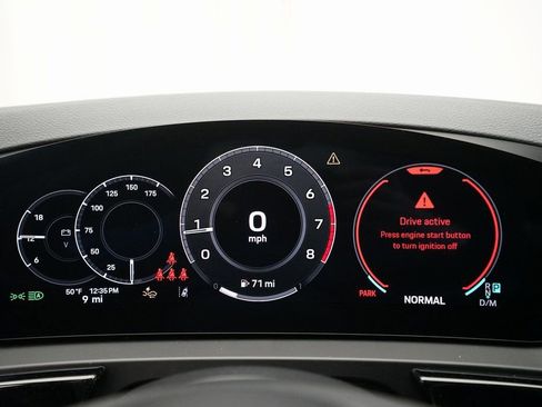 Certified 2026 Porsche Cayenne Coupe image 21