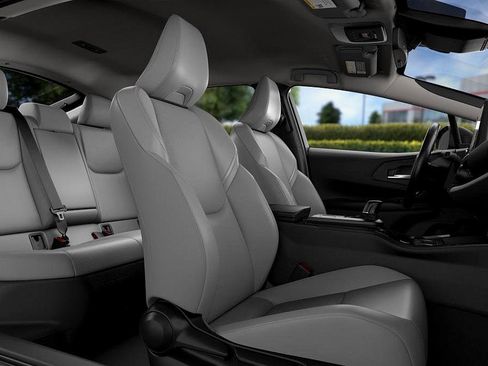 New 2026 Toyota Prius XLE image 34