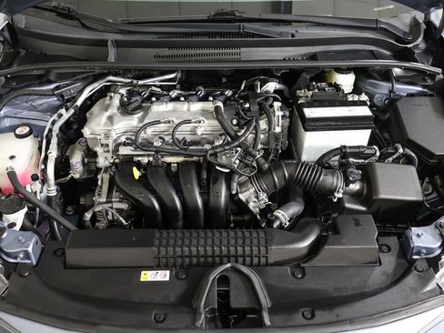 Used 2022 Toyota Corolla LE FWD image 17