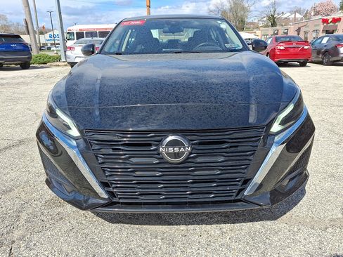 Certified 2023 Nissan Altima 2.5 SV image 2