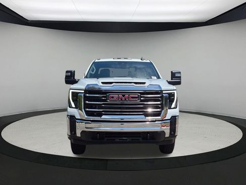 New 2026 GMC Sierra 3500 SLE w/ SLE Value Package AWD/4WD image 8
