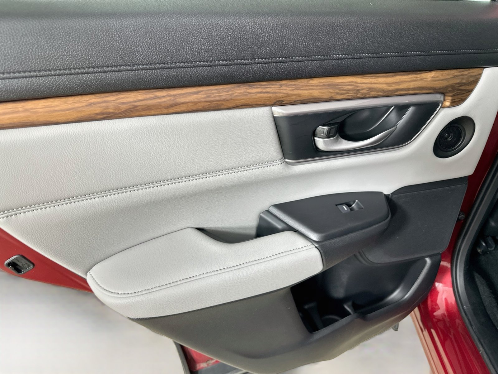 Used 2021 Honda CR-V Touring image 33