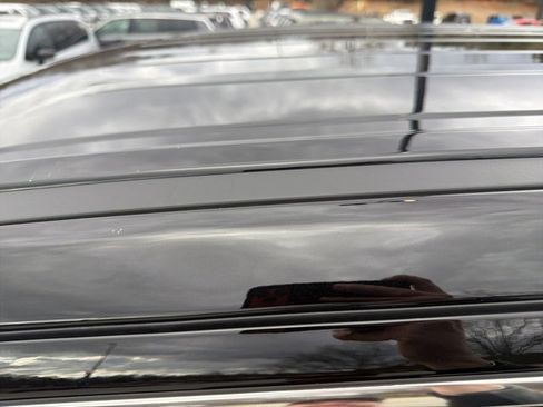 Used 2025 RAM 1500 Limited image 9