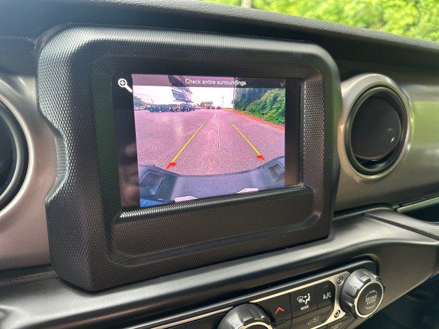 Used 2020 Jeep Gladiator Sport w/ Quick Order Package 23S AWD/4WD image 17