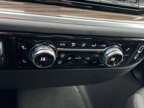 Used 2026 GMC Sierra 1500 Elevation image 21